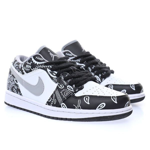 Nike Air Jordan 1 Light Smoke GreyPaisley