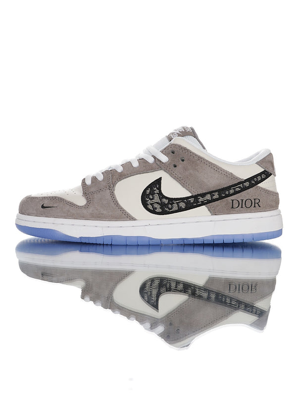 Nike Wmns SB Dunk Pro x Dior