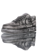 Nike Air Force 1 '07 tief, handbemalt